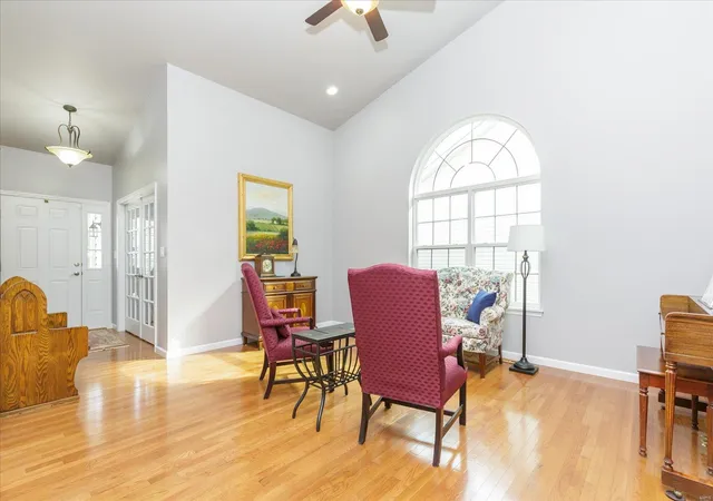 Photo 4 of Villa at 1519 Hollowbrook Dr, Saint Charles, MO 63303 | MLS# MIS25004526 |  | Sold on 2025-03-12