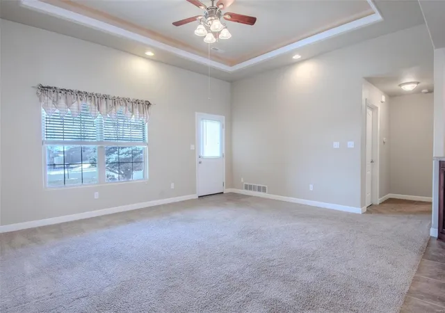 Photo 5 of Single Family Residence at 140 Venus St, Holts Summit, MO 65043 | MLS# MIS25004602 | | Sold on 2025-03-31