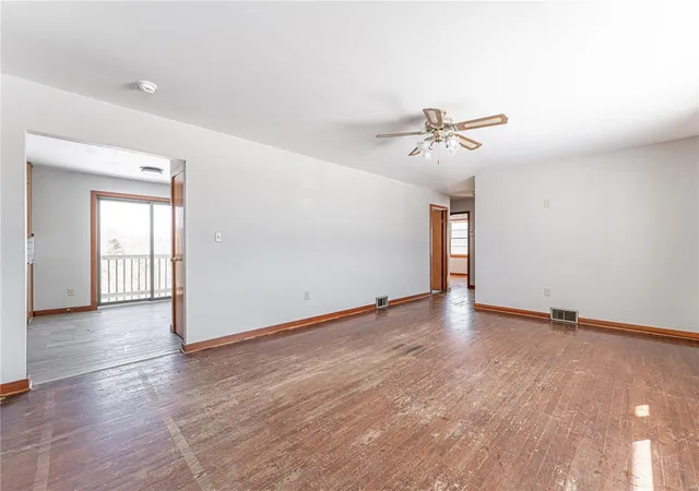 Photo 5 of Single Family Residence at 1089 Hwy 100, Morrison, MO 65061 | MLS# MIS25004646 | | Sold on 2025-06-06