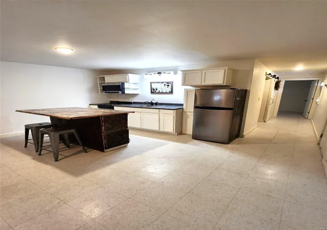 Photo 3 of Single Family Residence at 215 Alma St, Essex, MO 63846 | MLS# MIS25004650 | | Sold on 2025-03-31