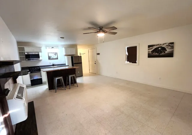 Photo 4 of Single Family Residence at 215 Alma St, Essex, MO 63846 | MLS# MIS25004650 | | Sold on 2025-03-31