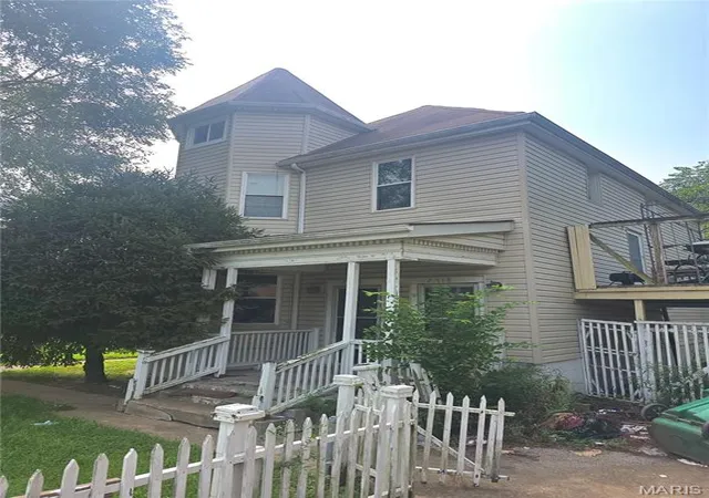 Multi family home for sale at 2718 State St, East Saint Louis, IL 62205 | MLS# MIS25004702 | Listing updated on 2026-01-30