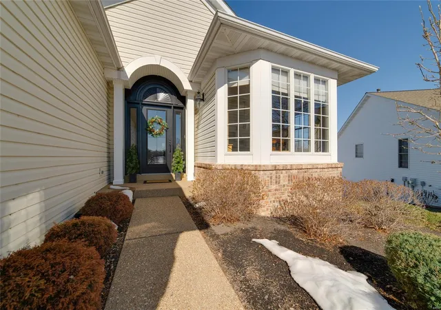 Photo 1 of Single Family Residence at 2182 Hawks Landing Dr #G, Lake Saint Louis, MO 63367 | MLS# MIS25004744 | | Sold on 2025-03-14