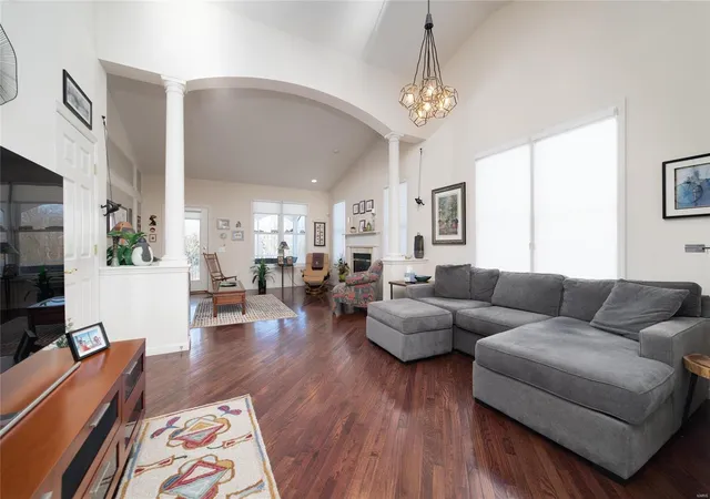 Photo 3 of Single Family Residence at 2182 Hawks Landing Dr #G, Lake Saint Louis, MO 63367 | MLS# MIS25004744 | | Sold on 2025-03-14