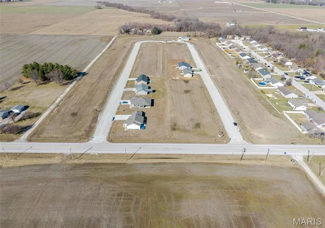 Homes for sale in Highland, IL | 4826 Fitz James Crossing [Lot 7], Highland, IL 62249 | MLS# MIS25004767
