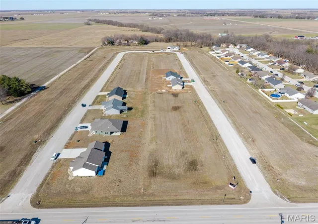 Homes for sale in Highland, IL | 4826 Fitz James Crossing [Lot 7], Highland, IL 62249 | MLS# MIS25004767