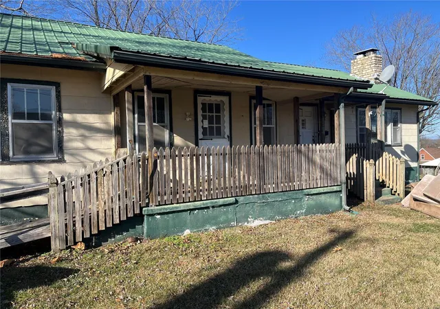 Photo 1 of Single Family Residence at 710 Marshall, Fredericktown, MO 63645 | MLS# MIS25004834 | | Sold on 2025-02-24