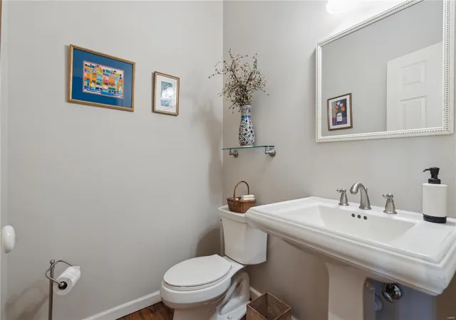Photo 4 of Single Family Residence at 2118 Pinecrest Manor Ln, Saint Louis, MO 63122 | MLS# MIS25004868 |  | Sold on 2025-05-21