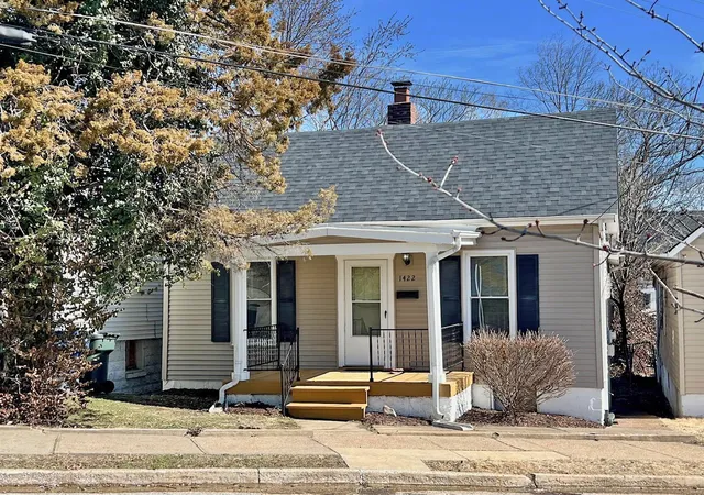 Single Family Residence at 1422 Sulphur Ave, Saint Louis, MO 63110 | MLS# MIS25005050 | | Sold on 2025-04-28
