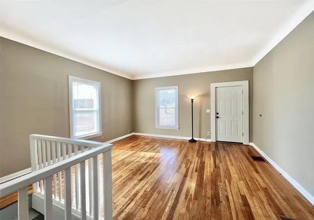 Photo 3 of Single Family Residence at 1422 Sulphur Ave, Saint Louis, MO 63110 | MLS# MIS25005050 | | Sold on 2025-04-28