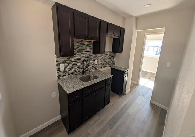Photo 4 of Single Family Residence at 231 Estridge, Saint Louis, MO 63137 | MLS# MIS25005081 | | Sold on 2025-03-31