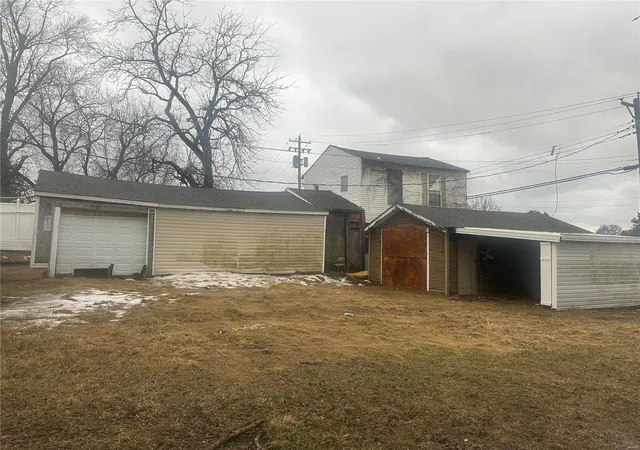 Photo 2 of Single Family Residence at 7601 Alabama Ave, Saint Louis, MO 63111 | MLS# MIS25005105 |  | Sold on 2025-04-18