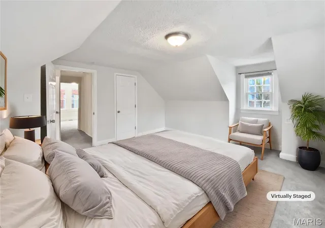 Photo 4 of Single Family Residence at 515 Carson Rd, Saint Louis, MO 63135 | MLS# MIS25005219 | | Sold on 2025-07-16