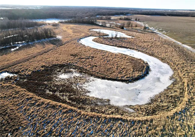 Photo 5 of Farm at 0 County Road 337, Shelbyville, MO 63469 | MLS# MIS25005229 | | Sold on 2025-02-27