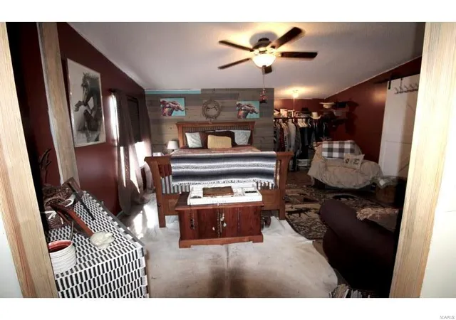 Photo 4 of Single Family Residence at 2086 County Road 137, Wasola, MO 65773 | MLS# MIS25005250 | | Sold on 2025-07-16