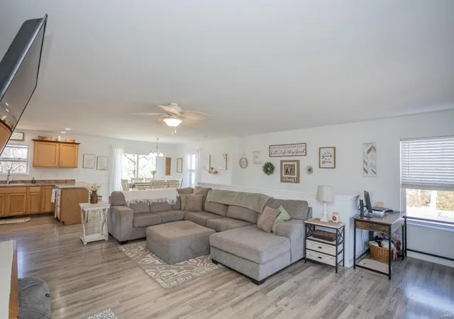 Photo 4 of Single Family Residence at 1658 Elm Grove Church Rd, Richland, MO 65556 | MLS# MIS25005633 | | Sold on 2025-04-01