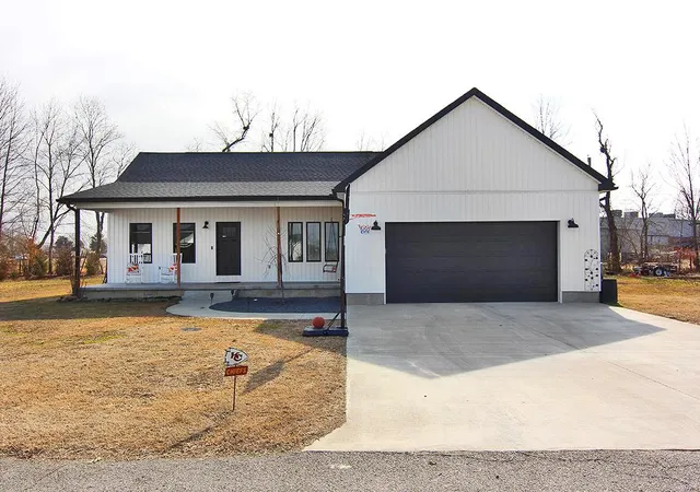 Photo 1 of Single Family Residence at 114 Emerald, Advance, MO 63730 | MLS# MIS25006040 |  | Sold on 2025-03-13
