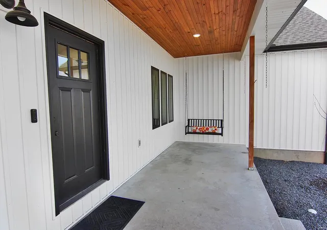 Photo 5 of Single Family Residence at 114 Emerald, Advance, MO 63730 | MLS# MIS25006040 |  | Sold on 2025-03-13