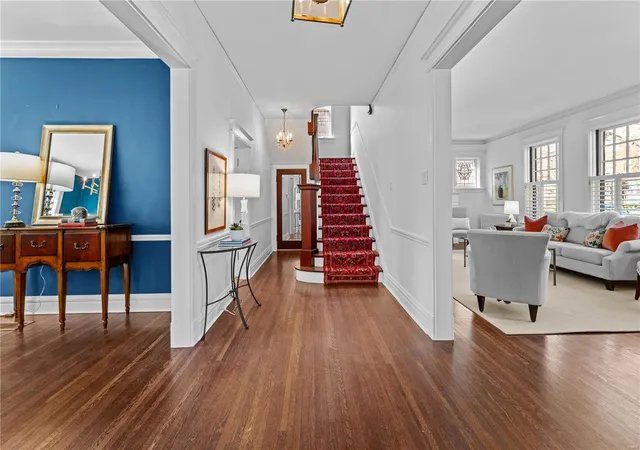 Photo 2 of Single Family Residence at 6830 Waterman Ave, Saint Louis, MO 63130 | MLS# MIS25006126 |  | Sold on 2025-04-11