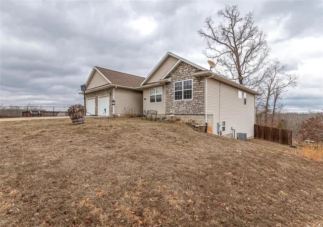 Photo 1 of Single Family Residence at 15952 Tundra Rd, Saint Robert, MO 65584 | MLS# MIS25006181 |  | Sold on 2025-06-02