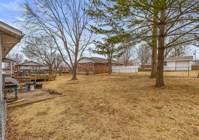 Photo 5 of Single Family Residence at 301 Kingsbury Blvd, Fredericktown, MO 63645 | MLS# MIS25006212 |  | Sold on 2025-04-30