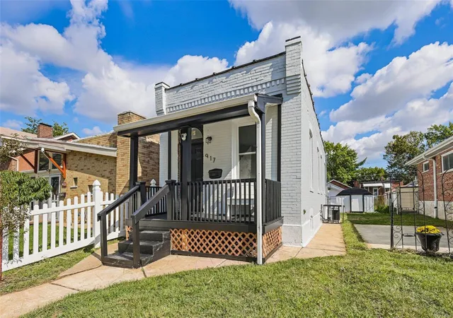 Photo 1 of Single Family Residence at 917 Fillmore St, Saint Louis, MO 63111 | MLS# MIS25006222 | | Sold on 2025-04-17