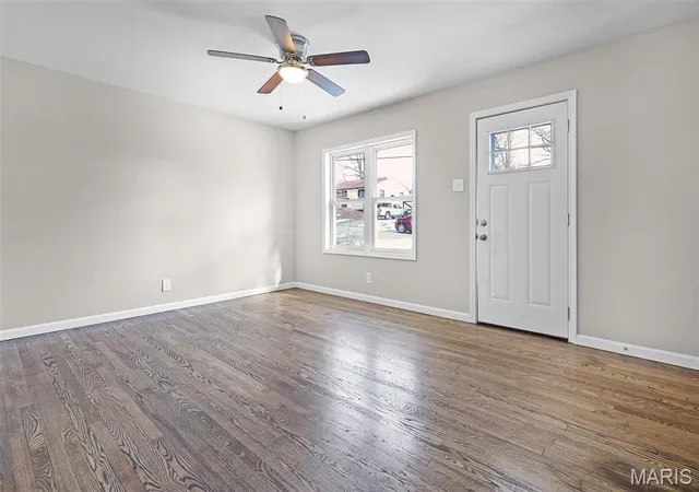 Photo 2 of Single Family Residence at 3229 Suncrest Ave, Saint Louis, MO 63114 | MLS# MIS25006565 | | Sold on 2025-06-11