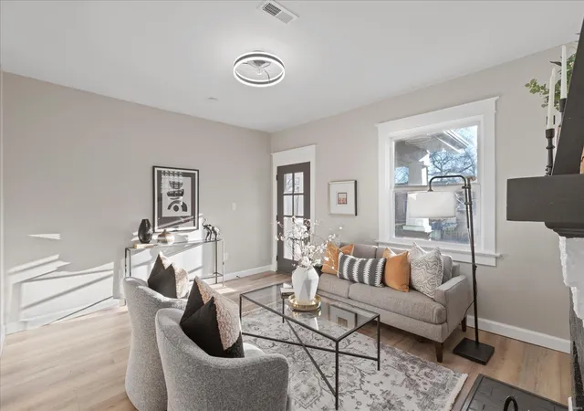Photo 4 of Single Family Residence at 2427 Ashland Ave, Saint Louis, MO 63114 | MLS# MIS25006607 |  | Sold on 2025-04-17