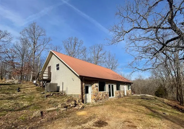 Photo 1 of Single Family Residence at 15922 Brown Bat Dr, Marble Hill, MO 63764 | MLS# MIS25006699 | | Sold on 2025-03-19
