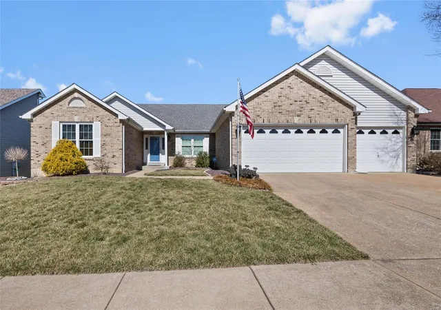Photo 3 of Single Family Residence at 4583 Kerth Forest Dr, Saint Louis, MO 63128 | MLS# MIS25006812 |  | Sold on 2025-04-18