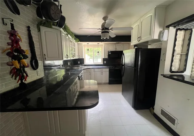 Photo 4 of Single Family Residence at 10511 Durness Dr, Saint Louis, MO 63137 | MLS# MIS25006876 | | Sold on 2025-03-28