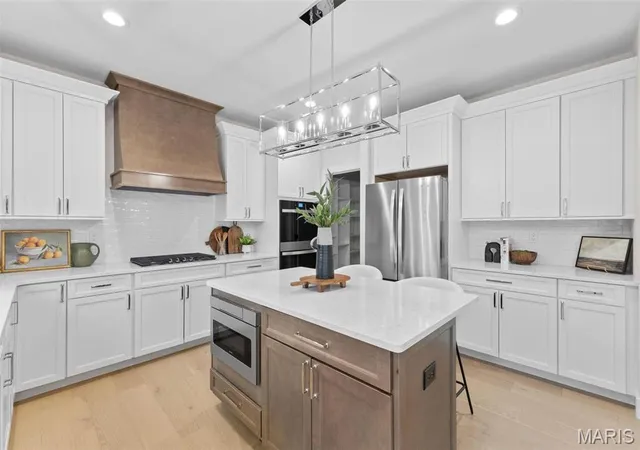 Photo 3 of Single Family Residence at 629 Simmons Ave, Saint Louis, MO 63122 | MLS# MIS25007044 |  | Sold on 2025-09-19