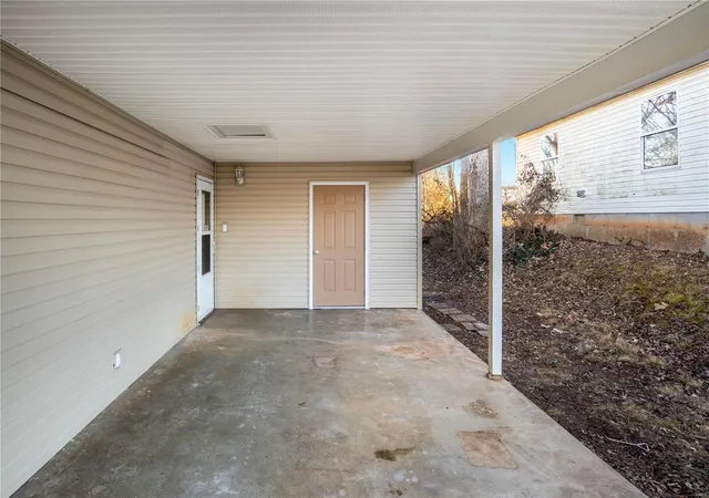 Photo 5 of Single Family Residence at 115 East Marvin, Fredericktown, MO 63645 | MLS# MIS25007188 |  | Sold on 2025-04-04