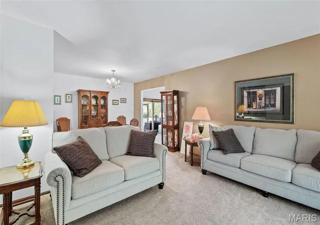 Photo 3 of Single Family Residence at 733 Mayer Dr, Saint Charles, MO 63301 | MLS# MIS25007192 |  | Sold on 2025-03-25