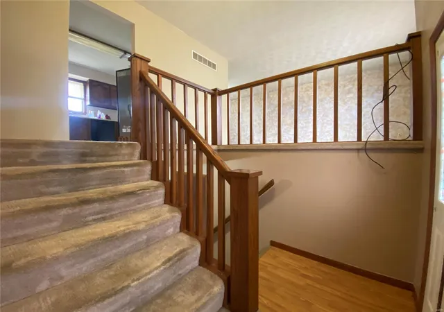 Photo 5 of Single Family Residence at 470 Frene Dr, Hermann, MO 65041 | MLS# MIS25007241 | | Sold on 2025-05-02