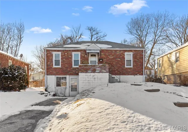 Photo 1 of Single Family Residence at 443 Warford Ave, Saint Louis, MO 63135 | MLS# MIS25007302 | | Sold on 2025-08-05