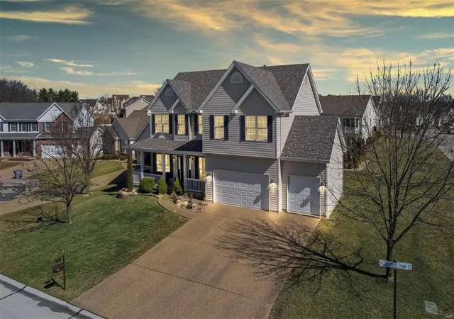 Photo 1 of Single Family Residence at 61 Dansbury Creek Ct, Saint Peters, MO 63376 | MLS# MIS25007330 | | Sold on 2025-04-29