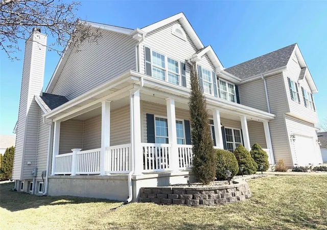 Photo 3 of Single Family Residence at 61 Dansbury Creek Ct, Saint Peters, MO 63376 | MLS# MIS25007330 | | Sold on 2025-04-29