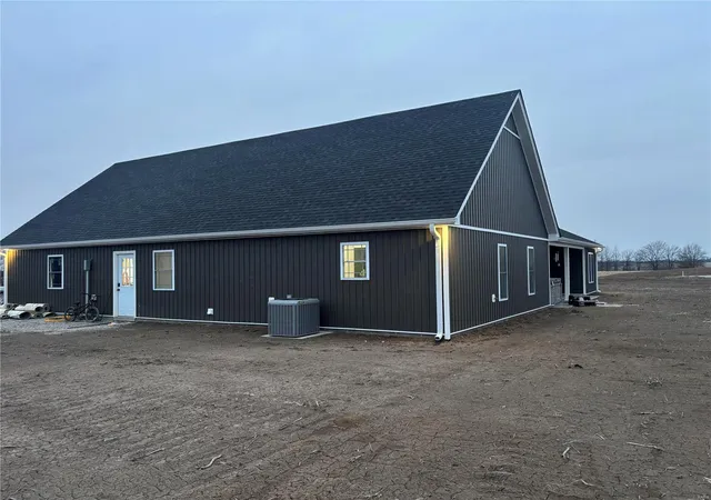 Photo 3 of Single Family Residence at 55550 Lone Cedar Trail, New London, MO 63459 | MLS# MIS25007672 |  | Sold on 2025-05-08