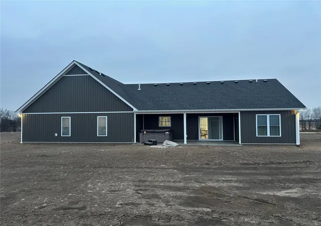Photo 4 of Single Family Residence at 55550 Lone Cedar Trail, New London, MO 63459 | MLS# MIS25007672 |  | Sold on 2025-05-08