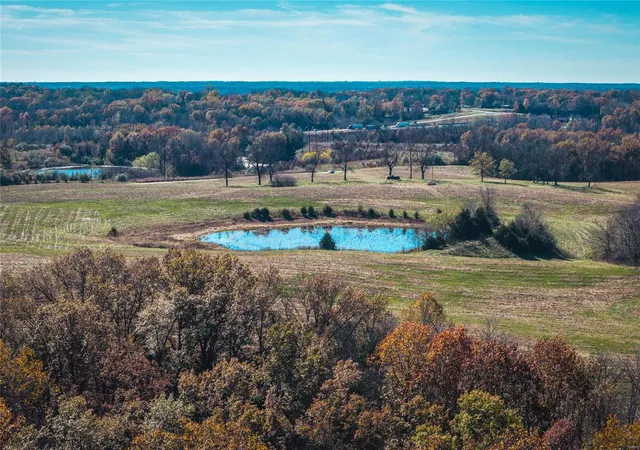 Photo 3 of Farm at 12555 W Old Rocheport Rd, Rocheport, MO 65279 | MLS# MIS25007739 |  | Sold on 2025-05-23