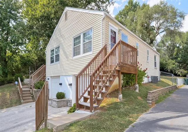 Photo 1 of Multi Family at 6667 W W Park Ave, Saint Louis, MO 63139 | MLS# MIS25007796 |  | Sold on 2025-03-28