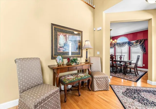 Photo 4 of Villa at 10142 Tanbridge Rd, Saint Louis, MO 63128 | MLS# MIS25007802 |  | Sold on 2025-05-29