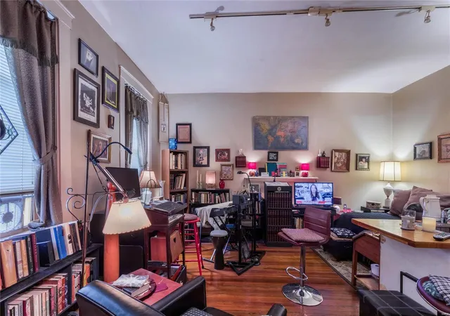 Photo 4 of Multi Family at 2711 Indiana Ave, Saint Louis, MO 63118 | MLS# MIS25007821 |  | Sold on 2025-04-23