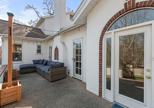 Photo 4 of Single Family Residence at 550 Sunnyside Ave, Saint Louis, MO 63119 | MLS# MIS25007905 |  | Sold on 2025-05-06