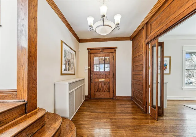 Photo 4 of Single Family Residence at 4431 Mcpherson Ave, Saint Louis, MO 63108 | MLS# MIS25008361 |  | Sold on 2025-06-04