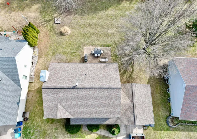 Photo 4 of Single Family Residence at 5830 Walnut Creek Blvd, Saint Charles, MO 63304 | MLS# MIS25008473 | | Sold on 2025-06-04
