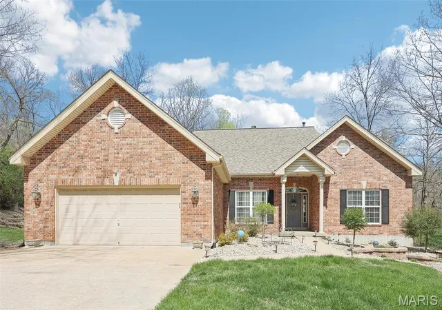 Single Family Residence at 30 Pitman Hill Rd, Saint Charles, MO 63304 | MLS# MIS25008478 | | Sold on 2025-05-29