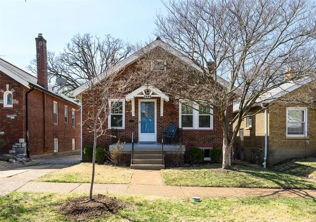 Single Family Residence at 6444 Smiley Ave, Saint Louis, MO 63139 | MLS# MIS25008527 | | Sold on 2025-04-24