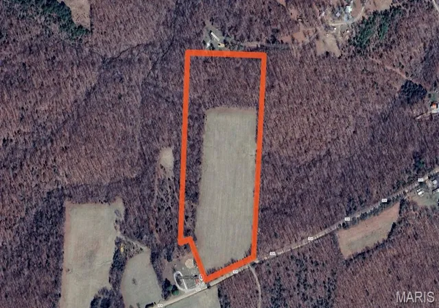 Photo 3 of Farm at 2 Bcr 924, Patton, MO 63662 | MLS# MIS25008649 |  | Sold on 2025-09-26